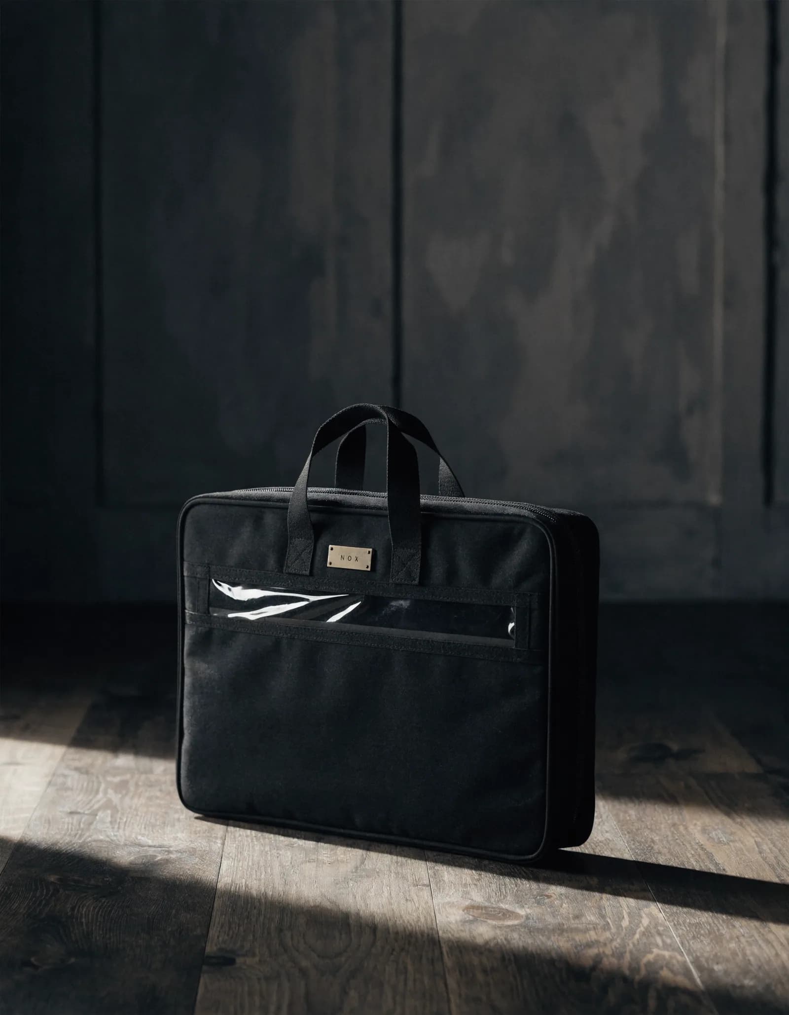 Halcyon Garment Case — L-03