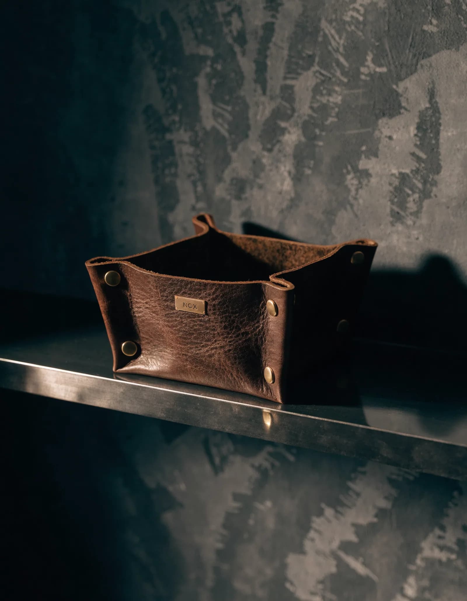 Valet Tray — O-04